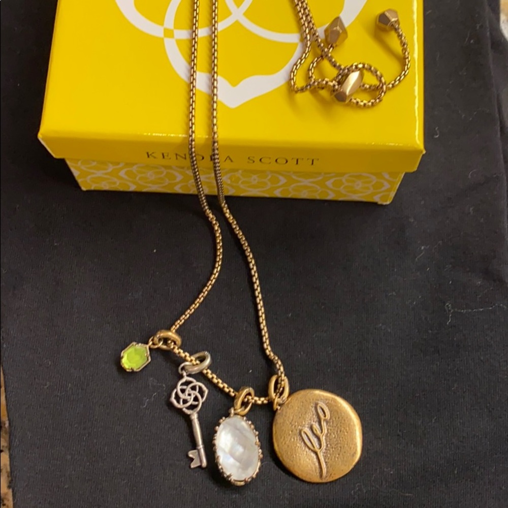 Almost new!  Kendra Scott charm necklace